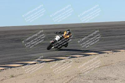 media/Oct-26-2025-Race Pace (Sun) [[c1447ca738]]/Non Verified (1st 20 Minutes of every Hour)/1-Bowl (915am)/